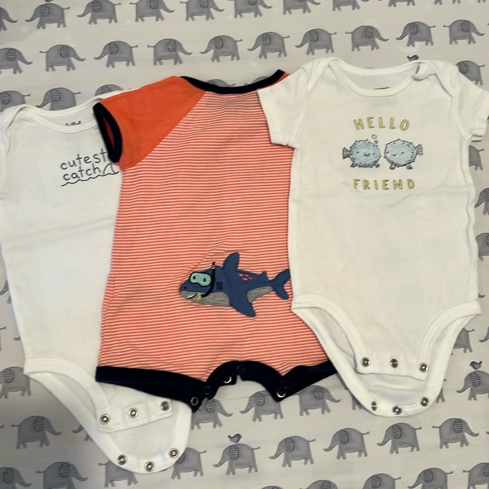 Like New Ocean Themed Onesies 🦈 🐟 🚭